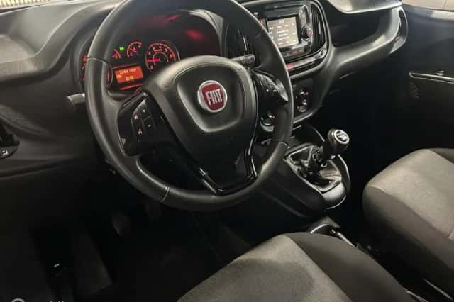 Fiat Doblo (2021) thumbnail 6