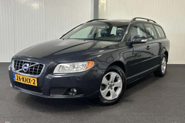 Volvo V70 (2009) thumbnail 1