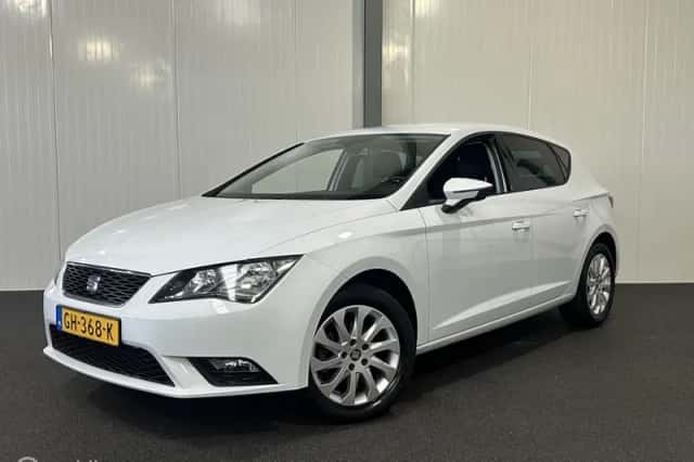 SEAT Leon (2015) thumbnail 1