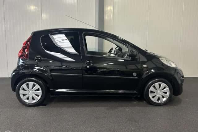 Peugeot 107 (2013) thumbnail 4