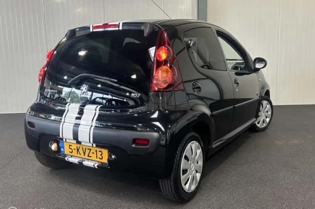 Peugeot 107 (2013) thumbnail 5