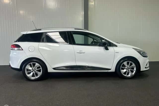 Renault Clio (2017) thumbnail 4