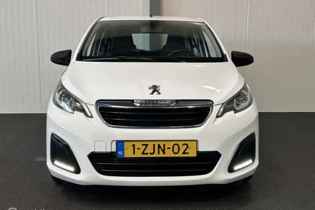 Peugeot 108 (2015) thumbnail 3