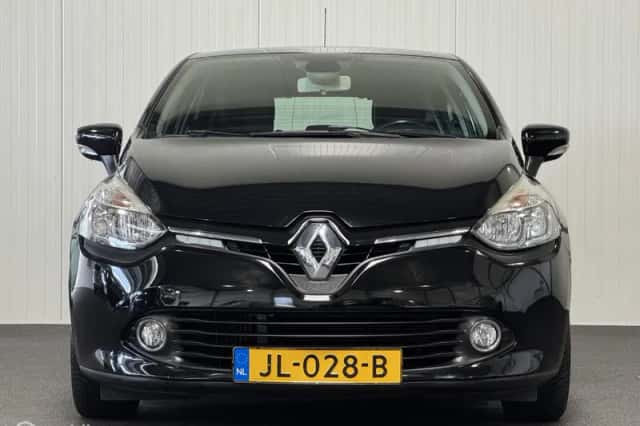Renault Clio (2014) thumbnail 4