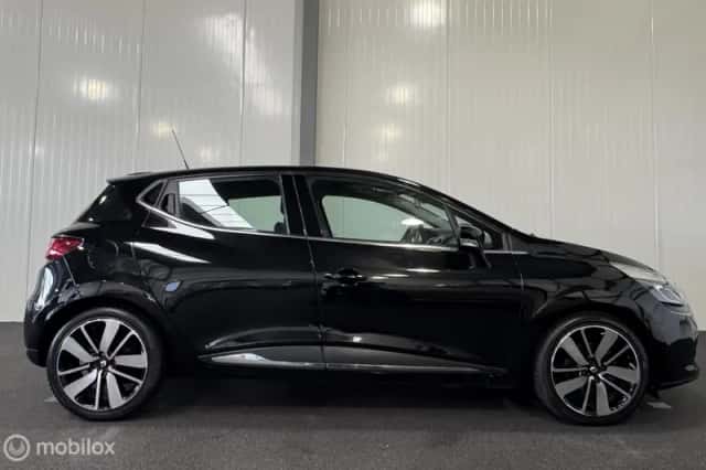 Renault Clio (2014) thumbnail 5