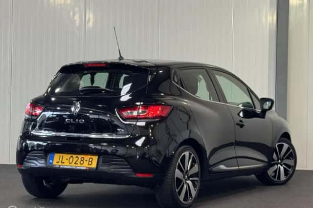 Renault Clio (2014) thumbnail 6