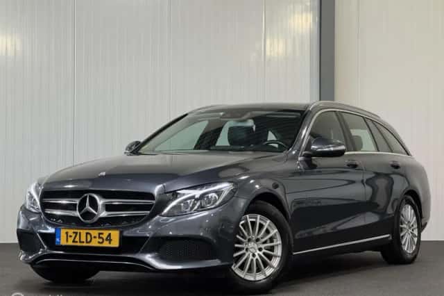Mercedes-Benz C-Klasse (2015) thumbnail 1