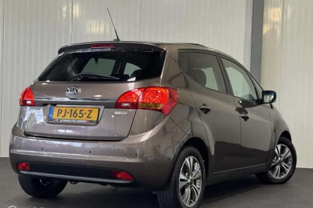 Kia Venga (2017) thumbnail 6