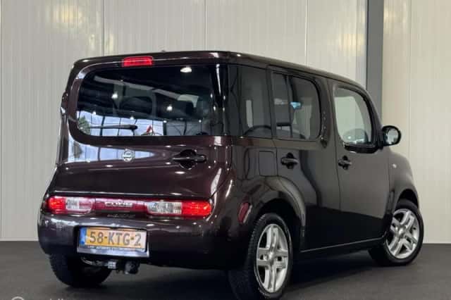 Nissan Cube (2010) thumbnail 6