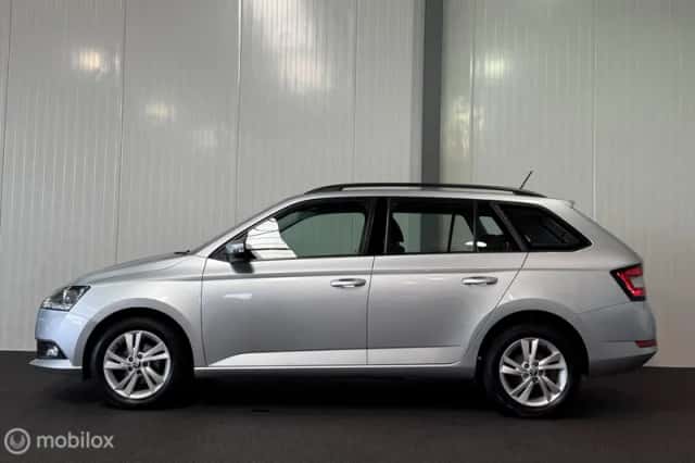 Škoda Fabia (2022) thumbnail 3