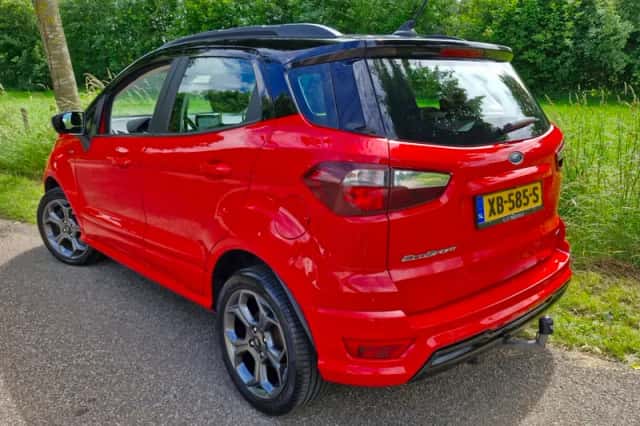 Ford EcoSport (2018) thumbnail 4