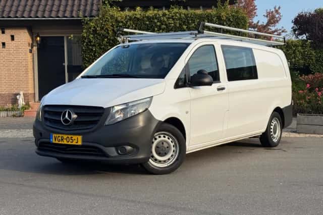 Mercedes-Benz Vito (2020) thumbnail 2