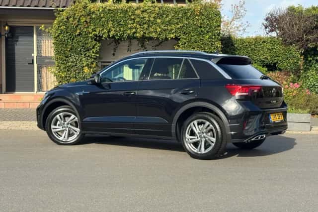 Volkswagen T-Roc (2025) thumbnail 5