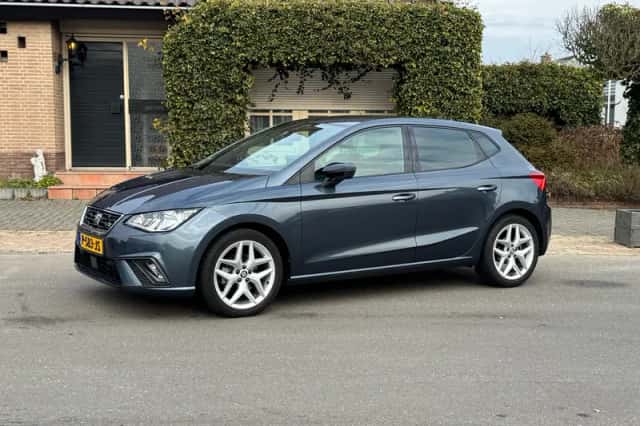 SEAT Ibiza (2021) thumbnail 1