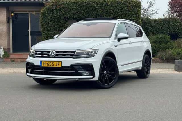 Volkswagen Tiguan (2020) thumbnail 2
