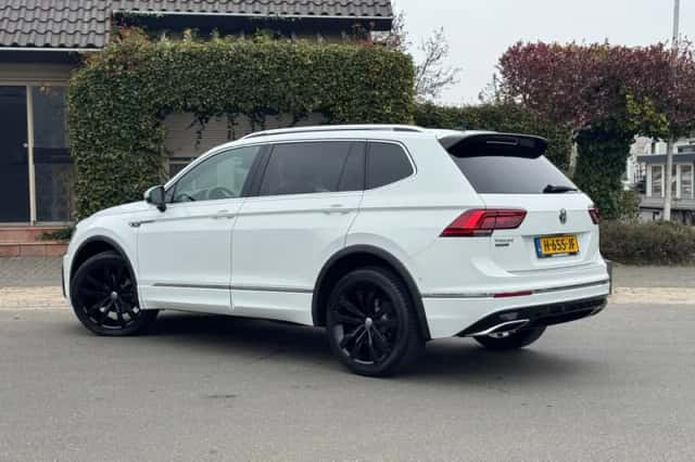 Volkswagen Tiguan (2020) thumbnail 5