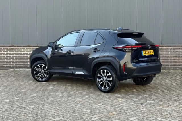 Toyota Yaris Cross (2025) thumbnail 5