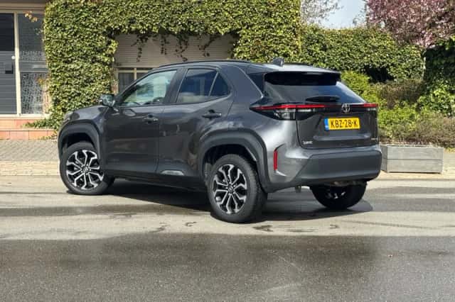 Toyota Yaris Cross (2025) thumbnail 5