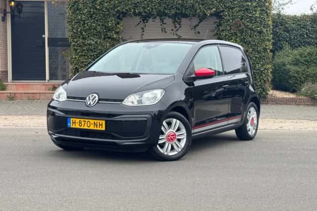 Volkswagen Up (2020) thumbnail 2