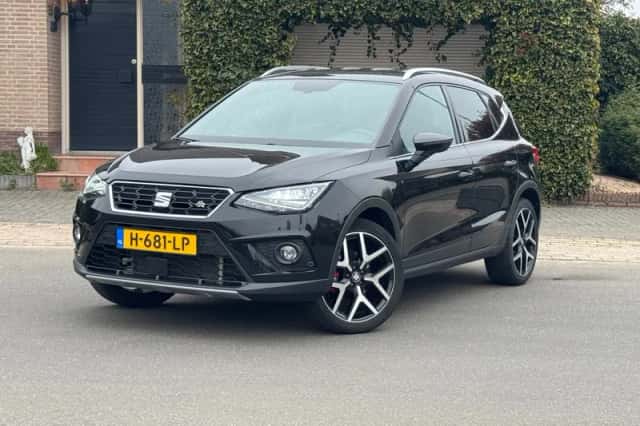 SEAT Arona (2020) thumbnail 2