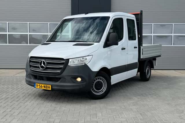 Mercedes-Benz Sprinter (2021) thumbnail 1