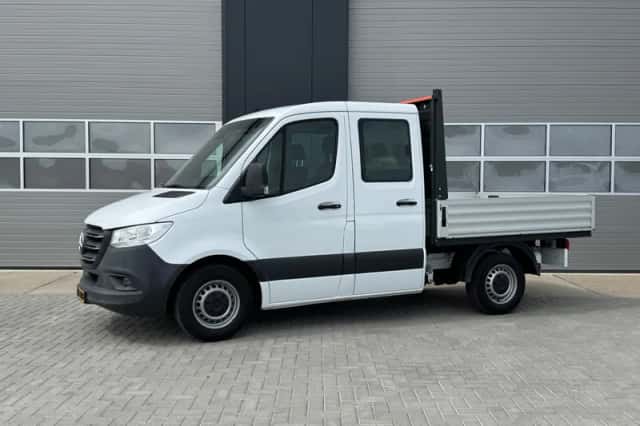 Mercedes-Benz Sprinter (2021) thumbnail 2
