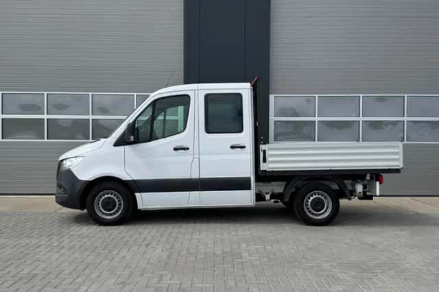 Mercedes-Benz Sprinter (2021) thumbnail 3