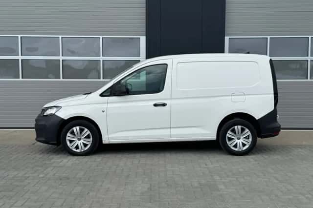 Volkswagen Caddy (2023) thumbnail 3