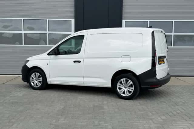 Volkswagen Caddy (2023) thumbnail 4