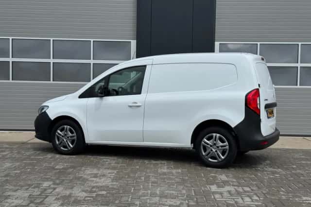Mercedes-Benz Citan (2024) thumbnail 4