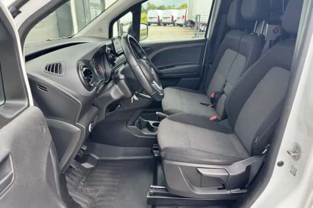 Mercedes-Benz Citan (2024) thumbnail 6