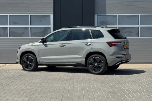Škoda Karoq (2022) thumbnail 4