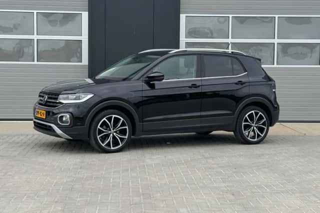 Volkswagen T-Cross (2023) thumbnail 1