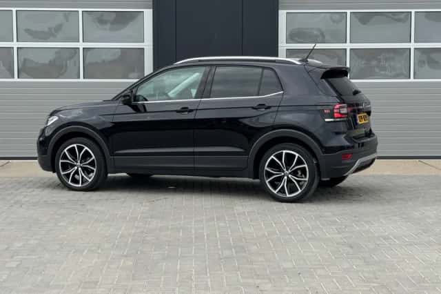 Volkswagen T-Cross (2023) thumbnail 4