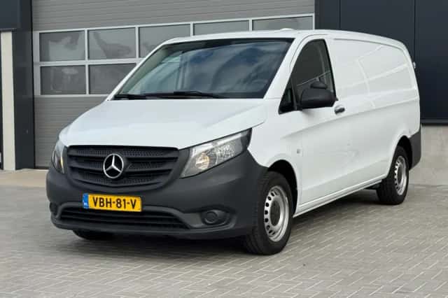 Mercedes-Benz Vito (2019) thumbnail 4