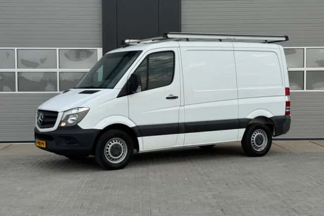 Mercedes-Benz Sprinter (2018) thumbnail 1