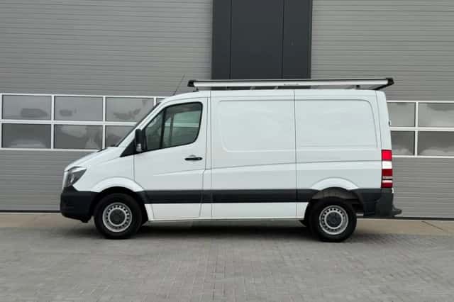 Mercedes-Benz Sprinter (2018) thumbnail 2