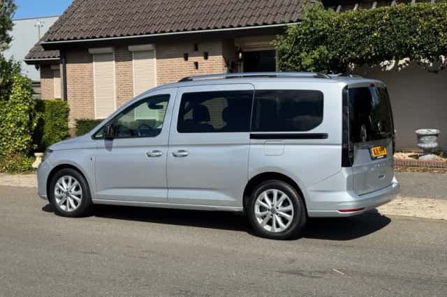Volkswagen Caddy Maxi (2023) thumbnail 5
