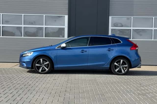 Volvo V40 (2019) thumbnail 3