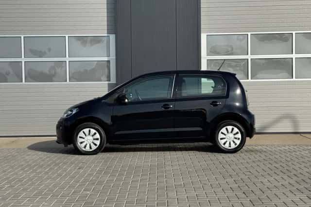 Volkswagen Up! (2024) thumbnail 3
