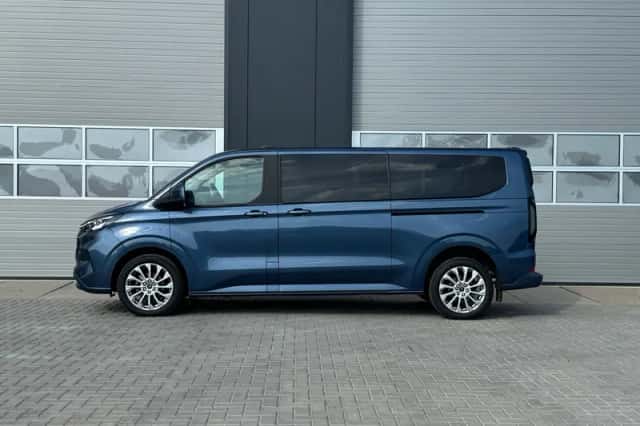Ford Transit Custom (2023) thumbnail 4