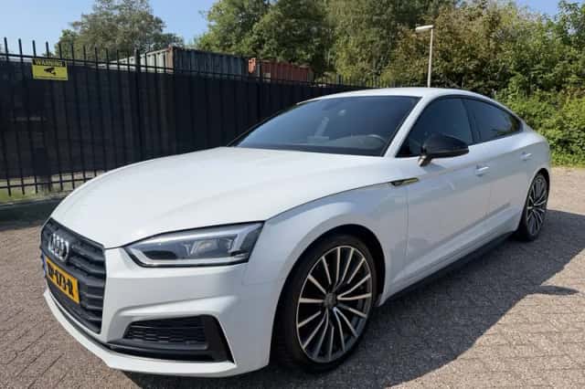 Audi A5 (2019) thumbnail 1