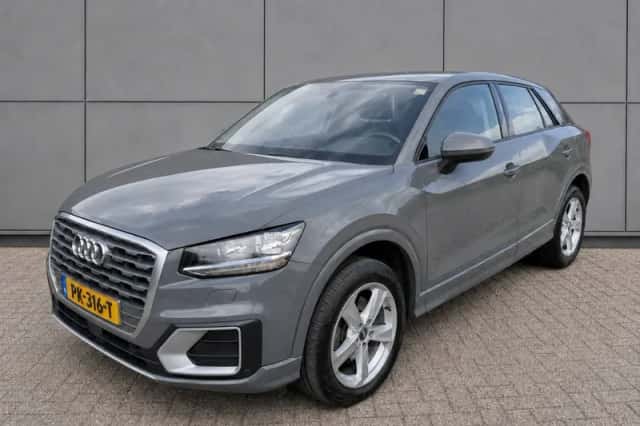 Audi Q2 (2017) thumbnail 1