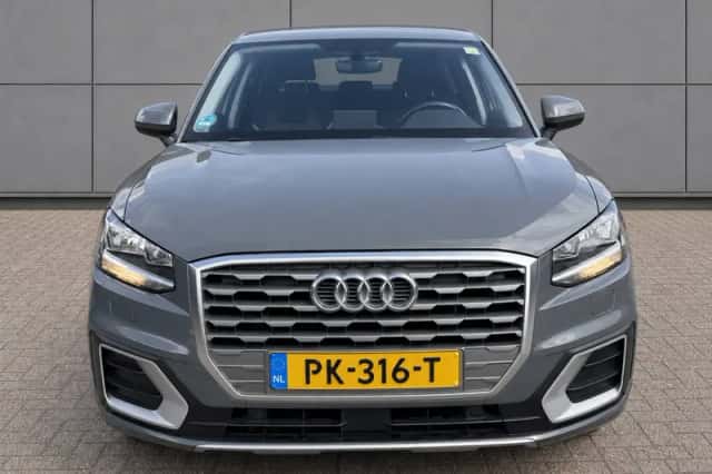 Audi Q2 (2017) thumbnail 4