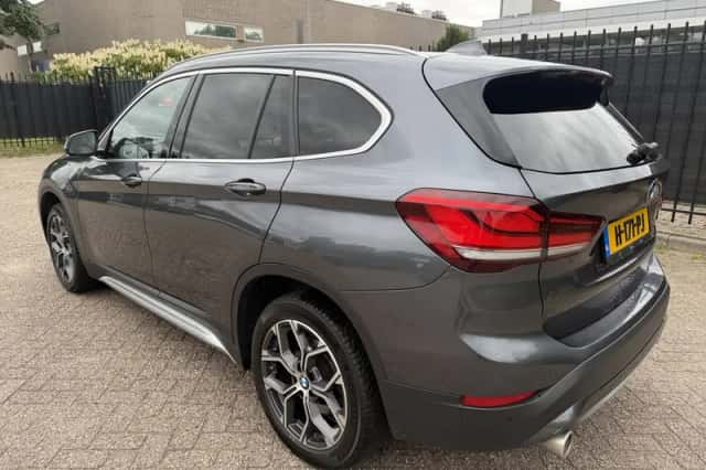 BMW X1 (2020) thumbnail 2