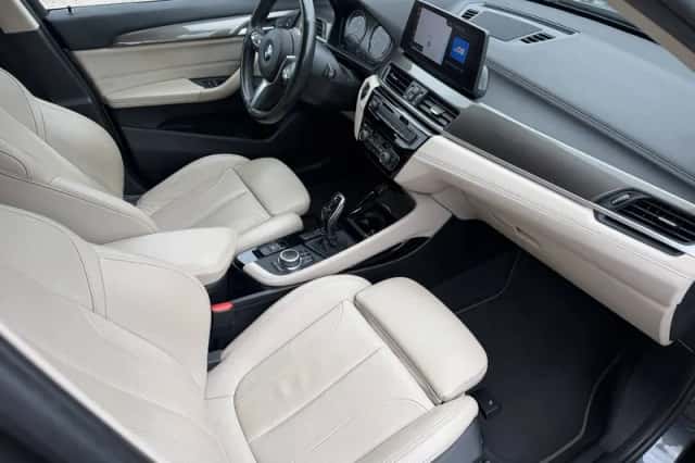 BMW X1 (2020) thumbnail 3
