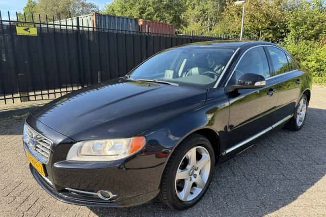 Volvo S80 (2011) thumbnail 1