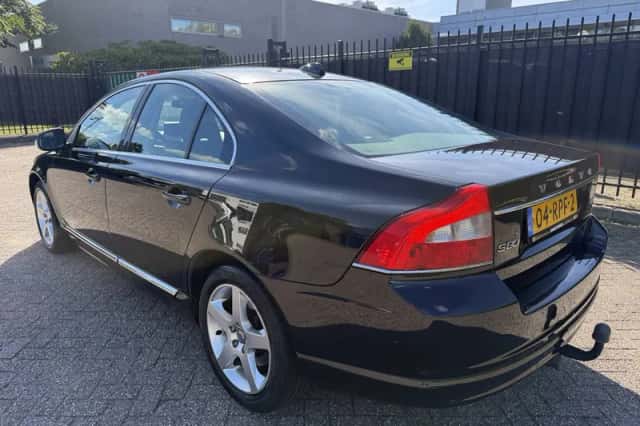 Volvo S80 (2011) thumbnail 2