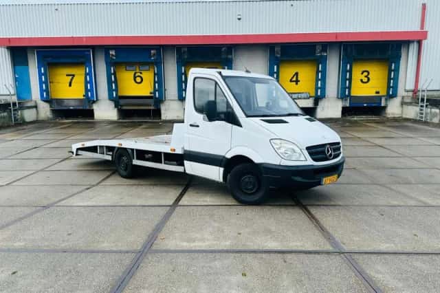 Mercedes-Benz Sprinter (2007) thumbnail 1