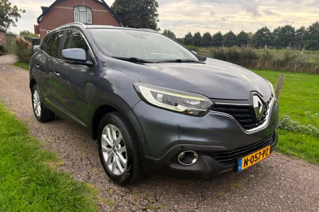Renault Kadjar (2017) thumbnail 3